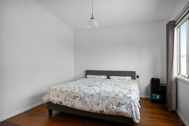 Bedroom Before Redesign